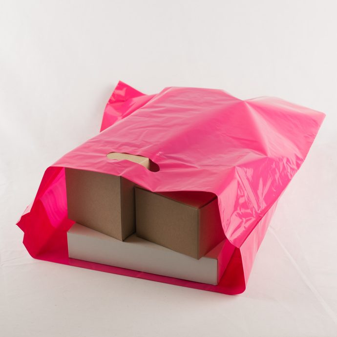 17 x 18 inch pink large die cut handles bags- 100 pack